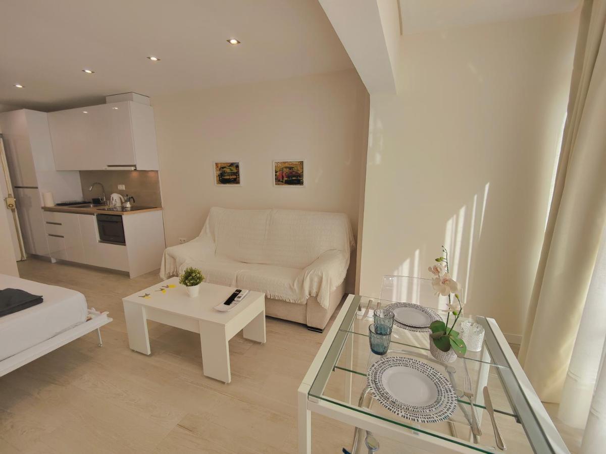 Coconut Begona Studio City Center By Namaste Elite Torremolinos Eksteriør billede
